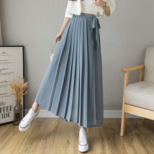 Load image into Gallery viewer, Pleated Chiffon Trousers
